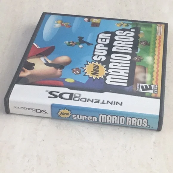 New Super Mario Bros Nintendo DS Game Complete In Box CIB - Picture 4 of 15